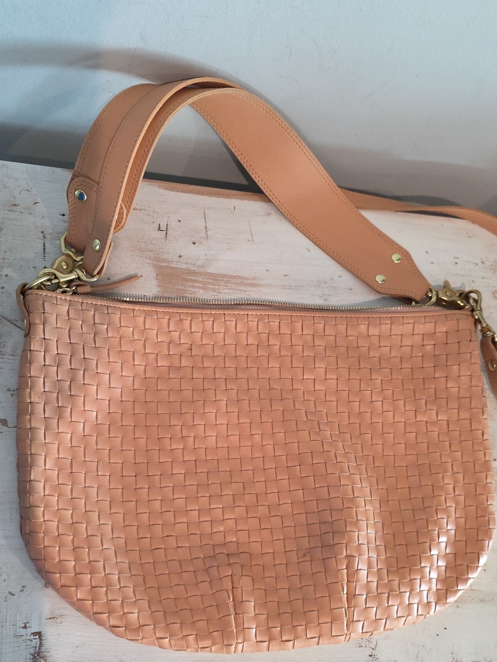 Clare V Moyen Messenger Bag In Woven Checker